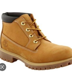 Brand new in box Timberland Premium Chukka